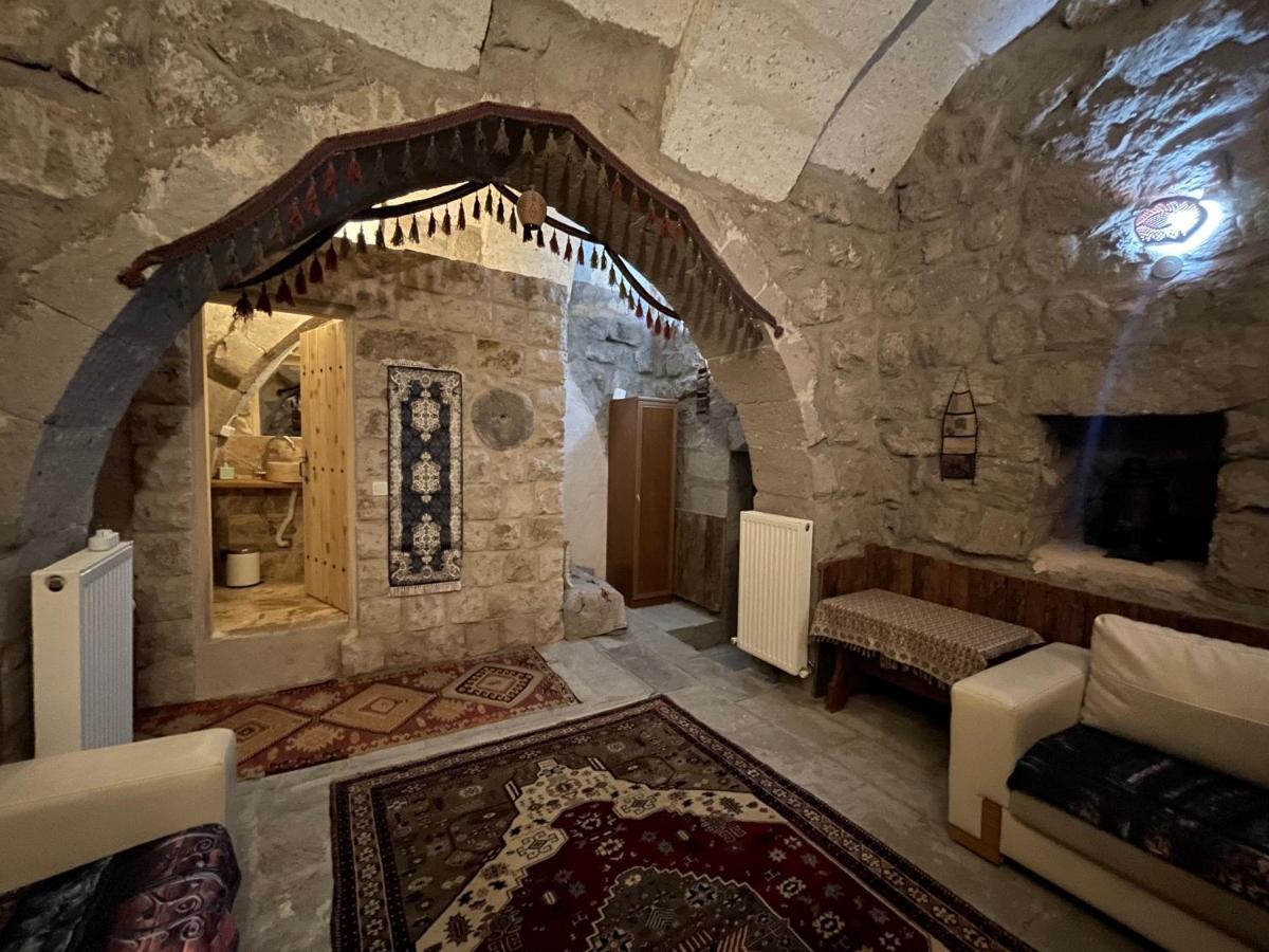 Hôtel Anatolia Raymonde Cave House à Uçhisar Extérieur photo