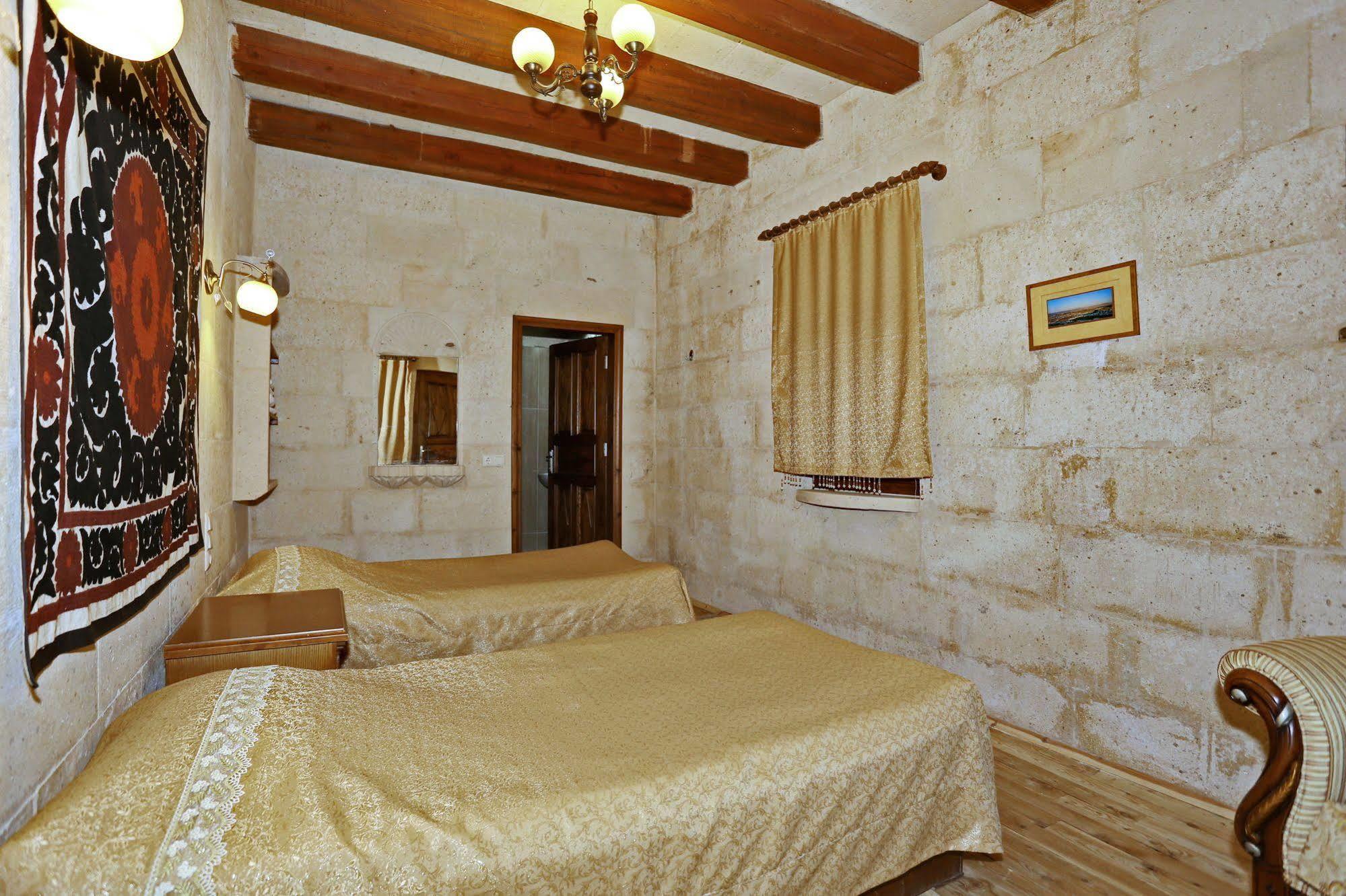 Hôtel Anatolia Raymonde Cave House à Uçhisar Extérieur photo